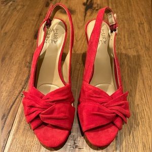 FREE SHIP! Red Suede Naturalizer Heels